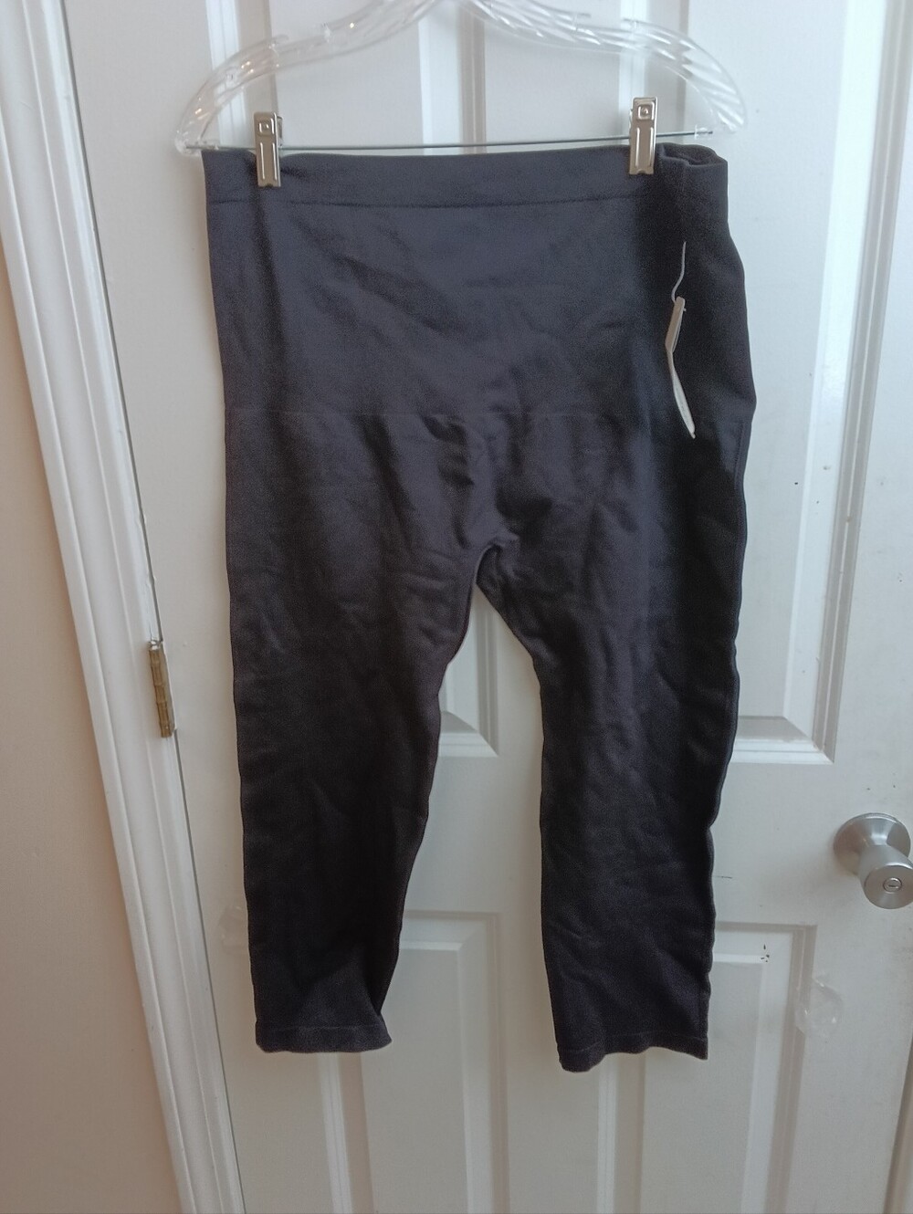 EMPETUA Black High-Waist Cropped Leggings SIZE -4XL